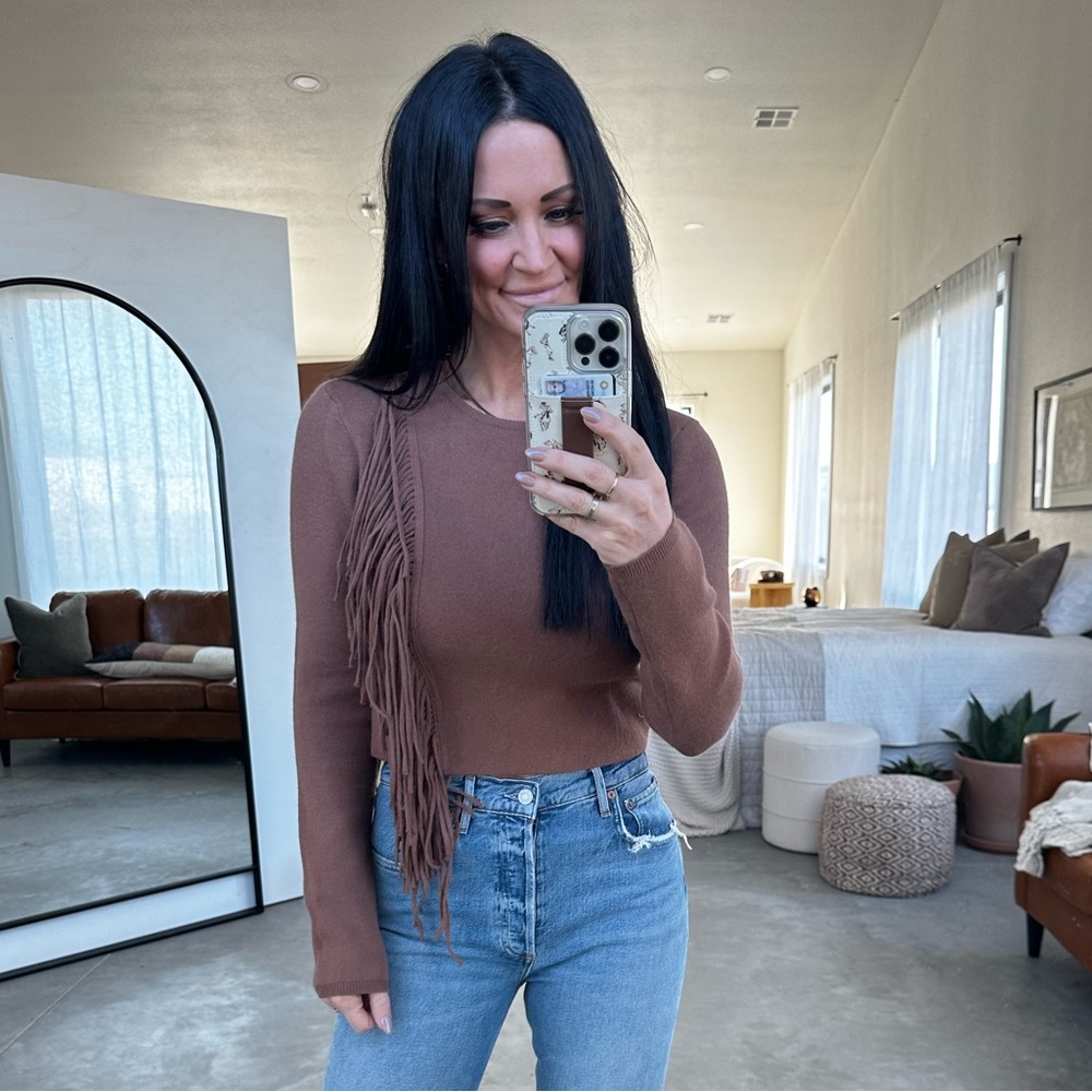 Lauriebelles Kleesi Fringe Long Sleeve Top. Mocha Brown. Size Small New w/o tags